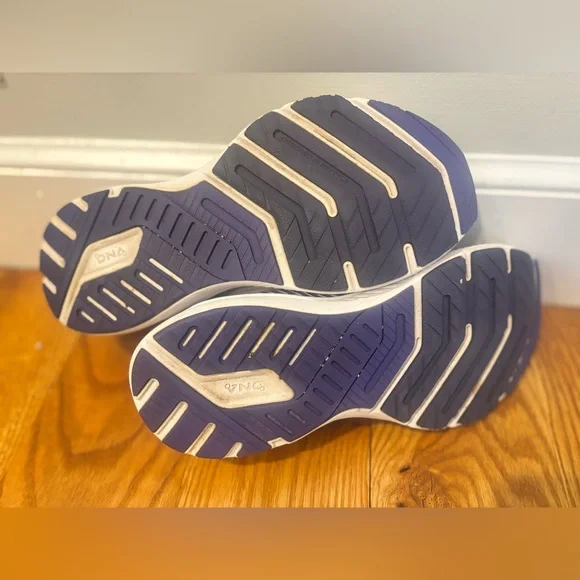 Brooks Launch 8 Gray Purple Womens US Size 9.5 EUR 41 1203461B520 Running Shoes - Picture 11 of 11